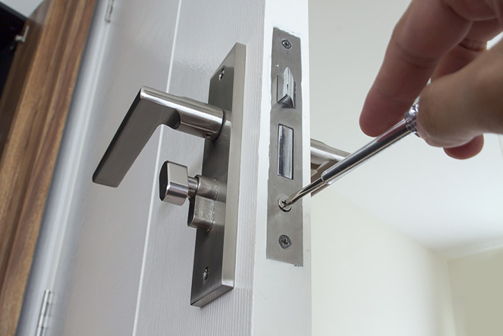 Our local locksmiths are able to repair and install door locks for properties in Sherwood and the local area.
